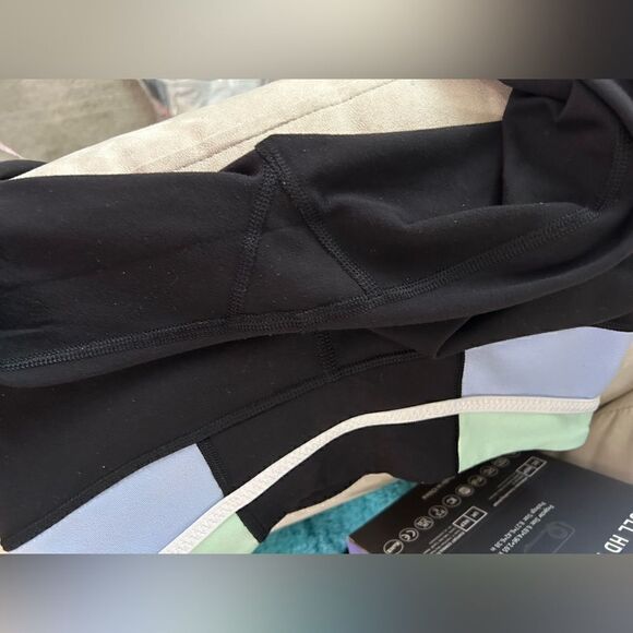 Lululemon Wunder Under Pant *Reversible - Picture 7 of 8